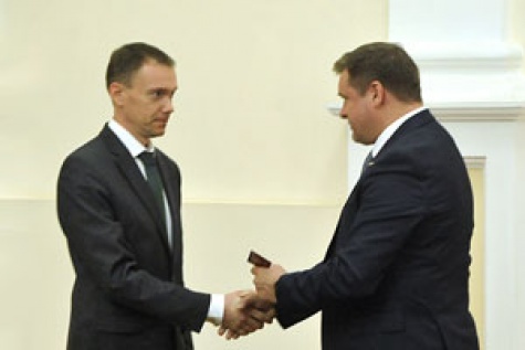 Денис Зайцев и Николай Любимов (фото - сайт облправительства).